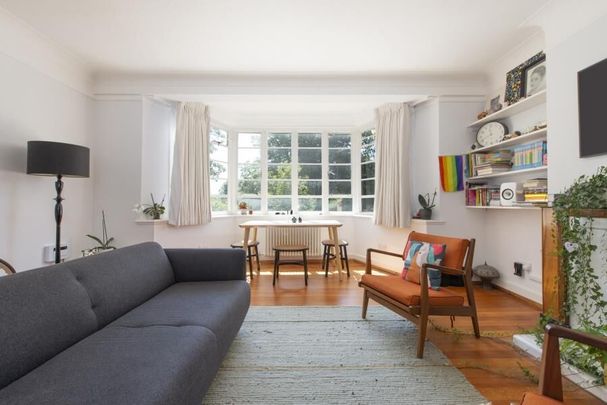 2 Bedroom Flat To Let - Photo 1