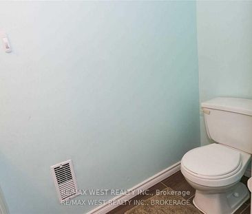 For Lease - 323 Centre Street, Shelburne, Ontario - Photo 1