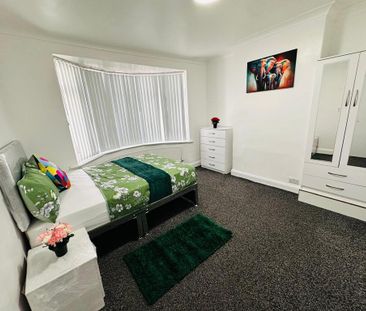 1 bedroom in a house share to rent - Photo 6