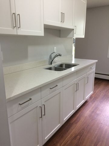 Darren Manor - Photo 4