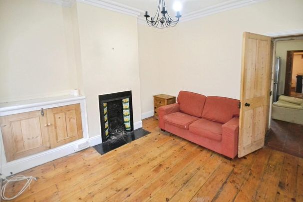 2 bedroom terraced house to rent - Photo 1