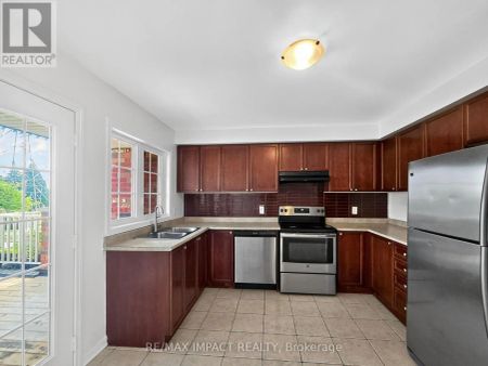 232 ROUGE RIVER DRIVE - Photo 2