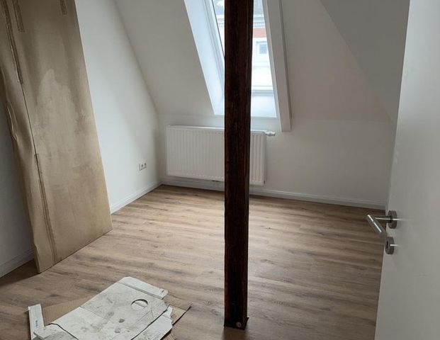 Nur für Physio oder Ergotherapeut Charmante sanierte 2 oder 3-Zimmer-Altbauwohnung Neubau-Standard. - Foto 1