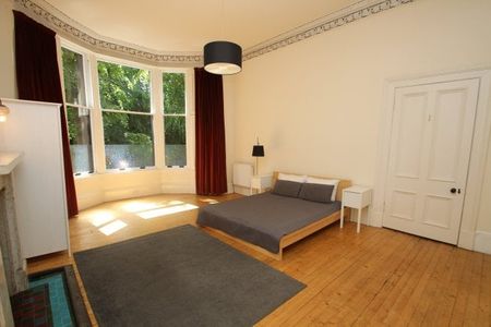 Lorraine Gardens, Glasgow, G12 - Photo 4