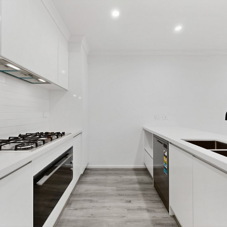 107 Prudence Parade, Point Cook VIC 3030 - House For Rent | Domain - Photo 1