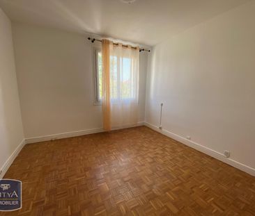 Location Appartement 3 pièces 83m² AGEN 47000 - Photo 4