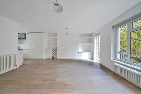 3 bedroom flat to rent - Photo 2