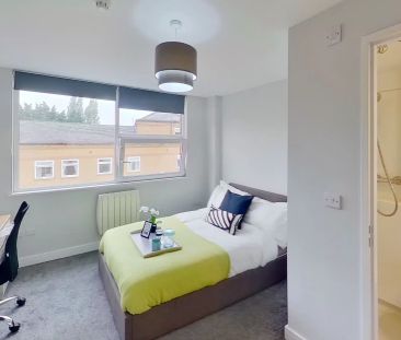 Flat 2 - Photo 4