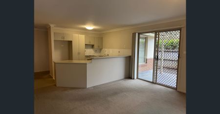 Duplex with Double Garage.. Covered Patio.. Walk to Local Amenities - Photo 5