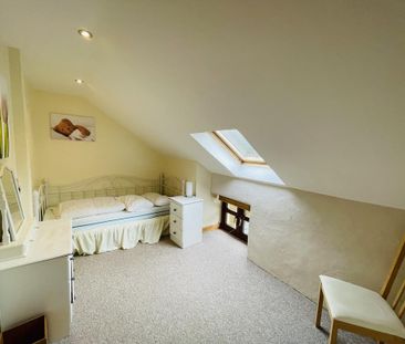 4 bedroom barn conversion to rent - Photo 3
