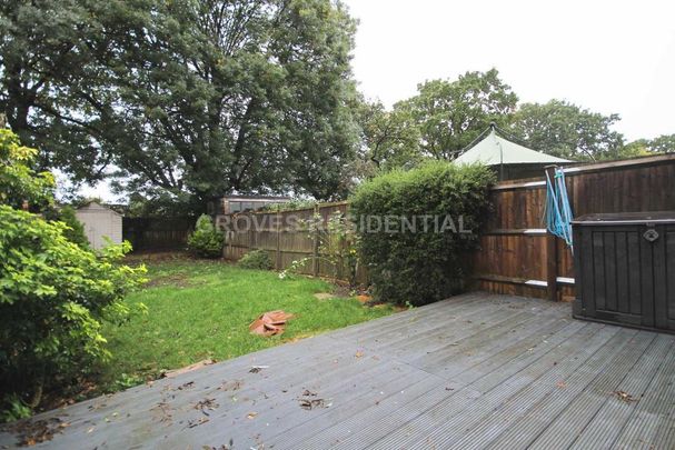 4 bedroom terraced house to rent - Photo 1