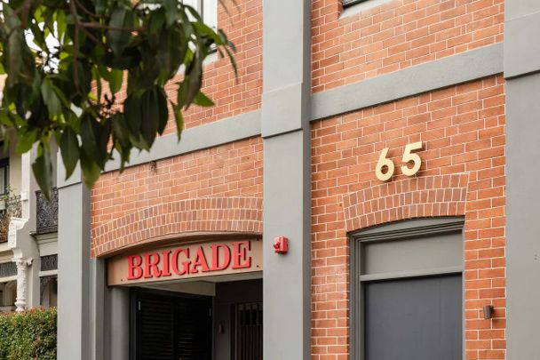Annandale - Photo 1