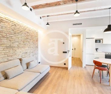 Piso de alquiler en Carrer de Rogent, El Camp de l'Arpa del Clot - Photo 1