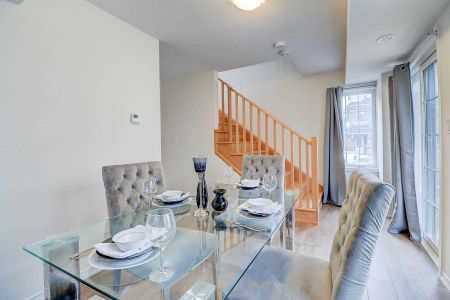 For Lease - 2552 Earleville Path, Oshawa, Ontario - Photo 4