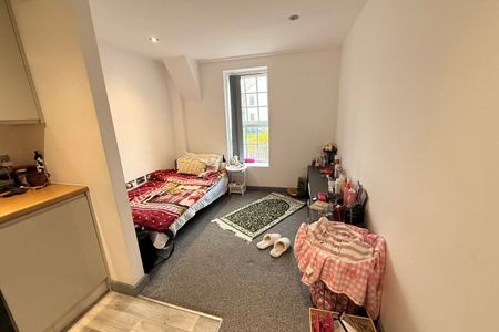 Harrington Close - Photo 3