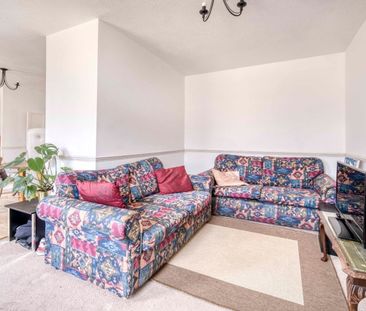 Room in a Shared Flat, Pickwick House, SE16 - Photo 2