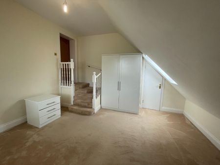 Windsor Court, Warwick Road, Stratford-upon-Avon - Photo 2