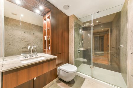 Imperial Wharf, SW6, London - Photo 5