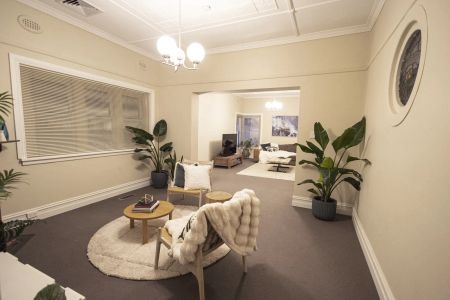 8 Cecil Street, Brighton East VIC 3187 - House For Rent | Domain - Photo 2