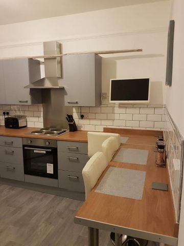 1 bedroom house of multiple occupation to rent - Photo 5