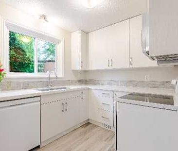 For Lease - 360 Homestead Court, London North, Ontario - Photo 3