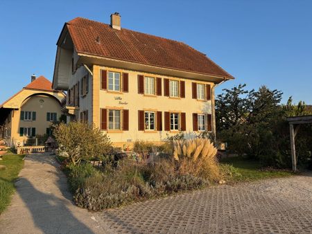 31/2-ROOM APARTMENT IN GALMIZ (FR), FURNISHED, TEMPORARY - Photo 2