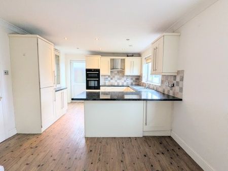 Riverfield Drive, Bedford, MK41 - Photo 3