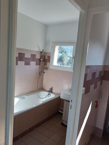 Location Appartement 3 pièces 63m² EVREUX 27000 - Photo 4