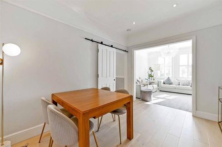 4 bedroom terraced house to rent - Photo 5