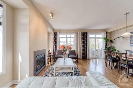 For Lease - 401 Foxhall Way, Kanata, Ontario - Photo 2