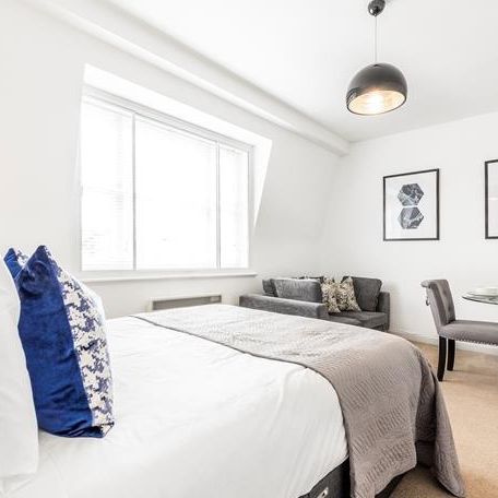 Studio to rent - Photo 1