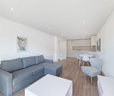 2 Bed Flat, Castleton House, NW9 - Photo 2