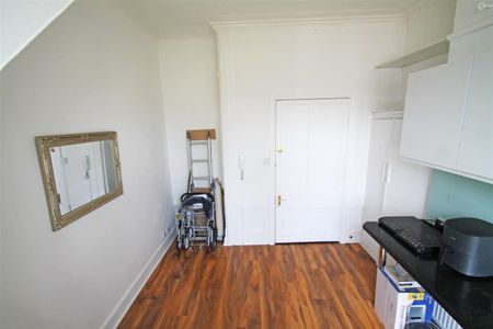 1 Bed Maisonette, St. Aubyns, BN3 - Photo 5