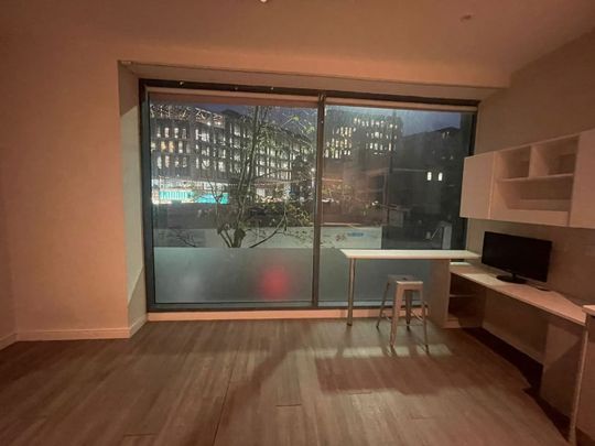 2 Bed Flat, Union Street, S1 - Photo 1