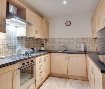 1 bedroom apartment to rent - Photo 2