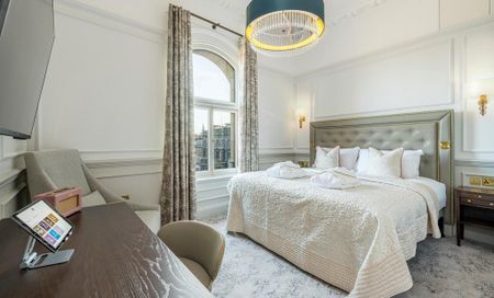 1 bedroom serviced apartment to rent - Photo 5