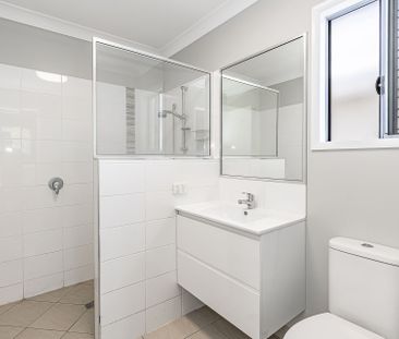 22 Gambia Drive, Rasmussen - Photo 2