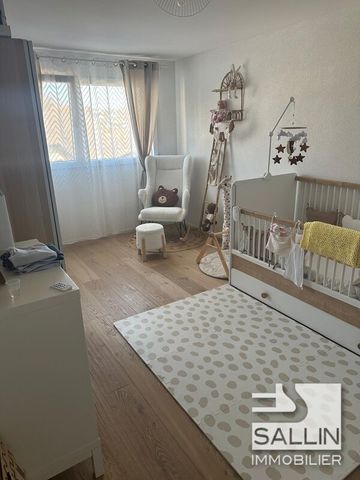 LUMINEUX 4½ PIECES AVEC BALCON SITUE DANS UNE COPROPRIETE - Photo 5