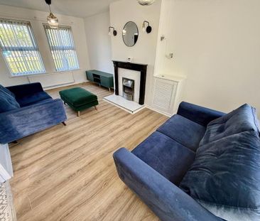 16 Powerscourt Place, Ormeau Road, Belfast, BT7 1FX - Photo 1
