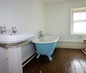 3 bedroom house to rent - Photo 2