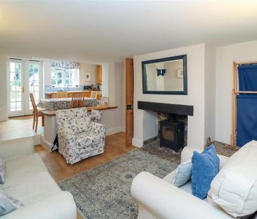 3 bedroom terraced house to rent - Photo 5