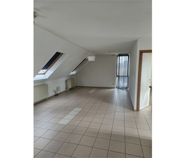 Een centraal gelegen appartement met terras - Photo 1