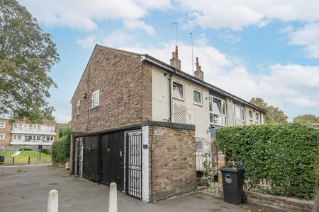 2 bedroom Flat To Let Total Size: 711 SQ FT - Photo 3