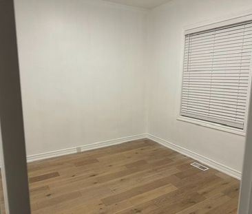 For Lease - 504 Caledonia Road Unit# Main, Toronto, Ontario - Photo 2