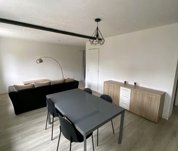 Location Appartement 2 pièces 52m² GUEUGNON 71130 - Photo 1