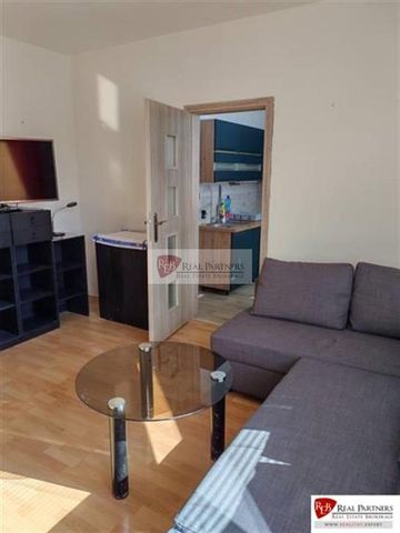 REB.SK Prenájom 2-izbového klimatizovaného bytu Dlhé Diely - Fotografia 2