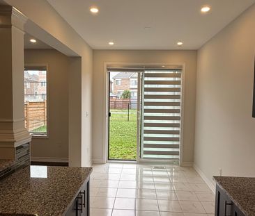 For Lease - 42 Faust Ridge, Vaughan, Ontario - Photo 6