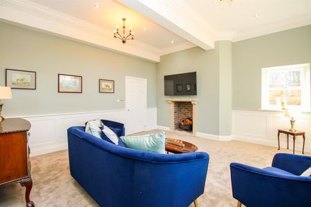 Heath, Wakefield - Photo 3