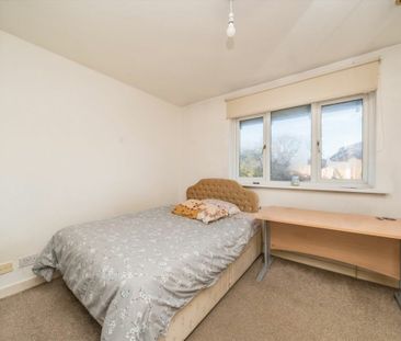 Bonner Hill Road, KT1, London - Photo 3