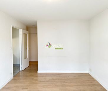 Appartement - 2 pièces - Jaude/Banque de France - Photo 1